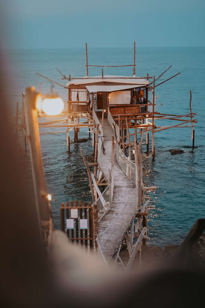 trabocco al tramonto, ristorante su trabocco, punta mucchiola